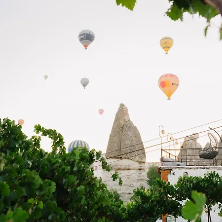 Paradise Cappadocia & Rooftop Πανδοχείο Γκόρεμε