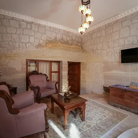 Paradise Cappadocia & Rooftop غوريمِيه