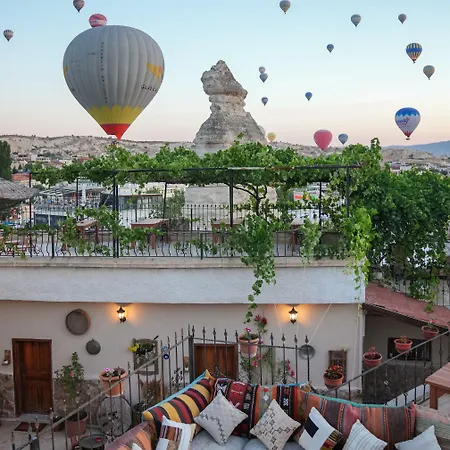 Gasthof Paradise Cappadocia & Rooftop 2*