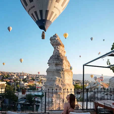 Paradise Cappadocia & Rooftop 2* غوريمِيه