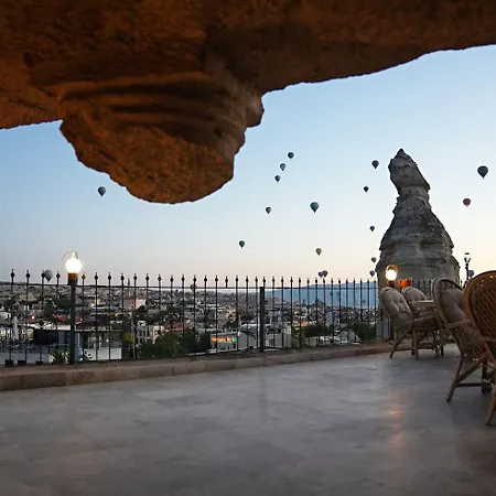 Paradise Cappadocia & Rooftop Kro 2*