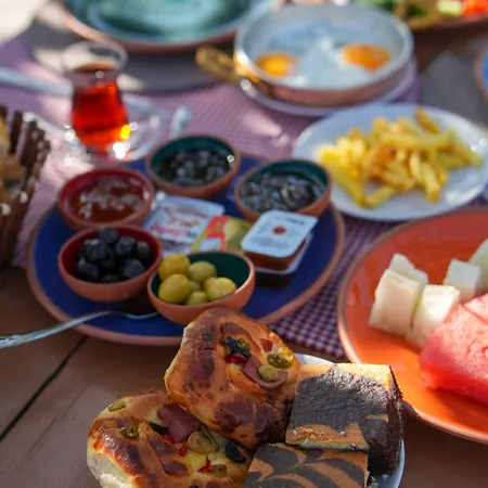 Paradise Cappadocia & Rooftop Gasthof