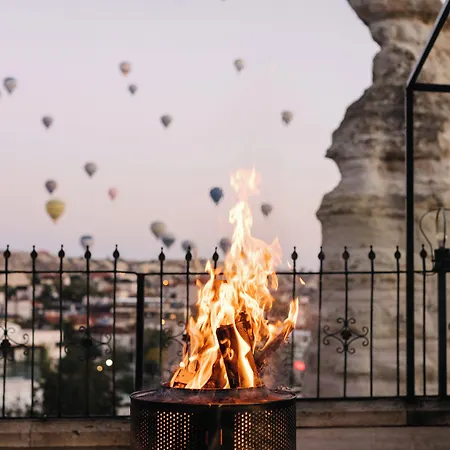 Paradise Cappadocia & Rooftop غوريمِيه